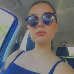 Meet your Posher, Mary